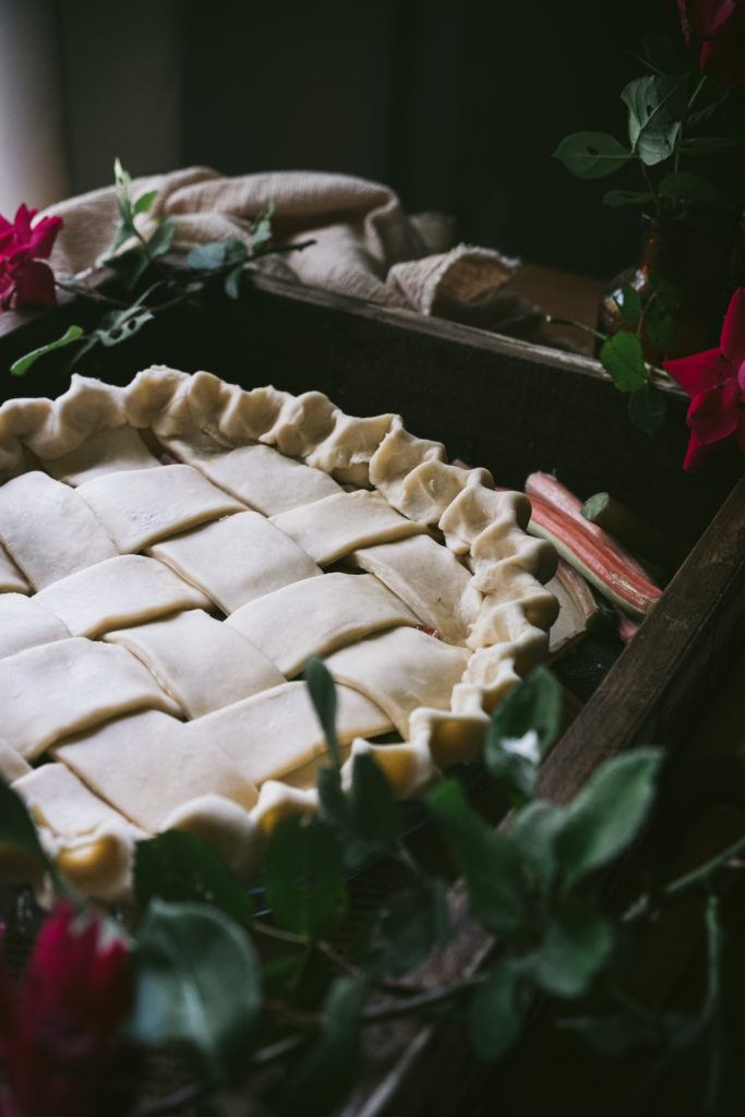 rhubarb pie in a tray with roses